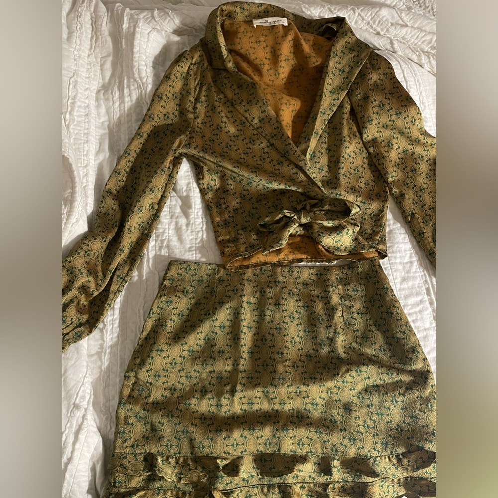 Matching skirt/top set